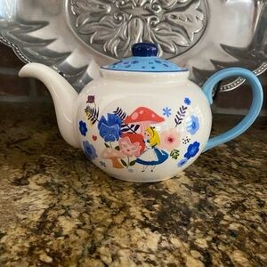 Disney Alice in Wonderland floral whimsical Teapot - Brand New!